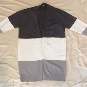 Cardigan ~ black/white/gray